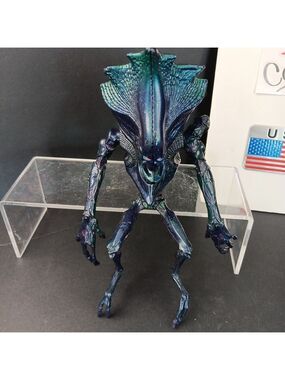 Vintage 1996 Independence Day ID4 Shock Trooper Alien